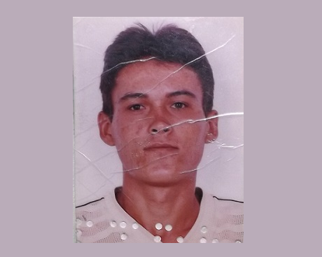Tucano: Um morre e dois ficam feridos em colisão de motocicletas