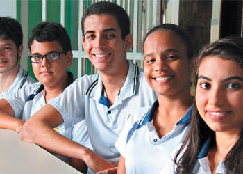 Enem: 3 mil alunos baianos que guardam o sábado, terão que esperar 6 h no primeiro dia do exame