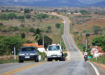 Euclides da Cunha II – Conheça o trecho que liga a cidade ao Povoado de Aribicé; atenção para a beleza e também o perigo