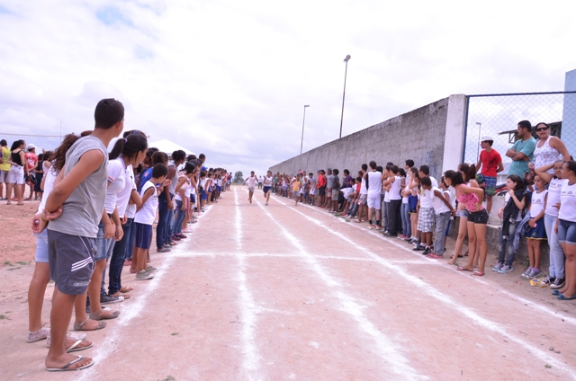 Retirolândia celebra a Semana da Pátria com jogos estudantis