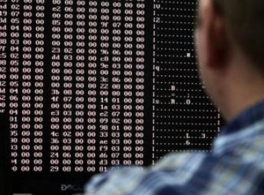 Após ter dados espionados, Dilma propõe ação anti-espionagem