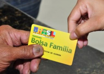 Santo Antônio de Jesus: Funcionário da Caixa é processado por sacar dinheiro do Bolsa Família de outra pessoa