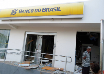 Caixas de dois bancos são destruídos por explosivos;desta vez em Caldeirão Grande