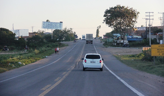 BR 116 Norte: centenas de quilômetros de uma estrada boa, porém perigosa