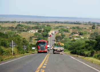 BR 116 Norte: centenas de quilômetros de uma estrada boa, porém perigosa