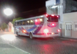Ônibus da São Mateus que seguia para Cansanção é assaltado em Coité