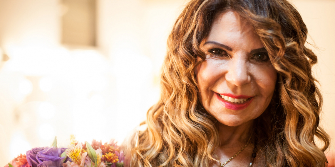 Elba Ramalho grava campanha e revela já ter abortado