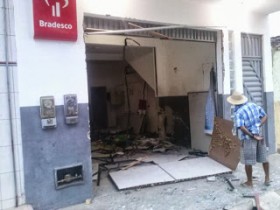 explosão de caixa eletronico em quixabeira-des