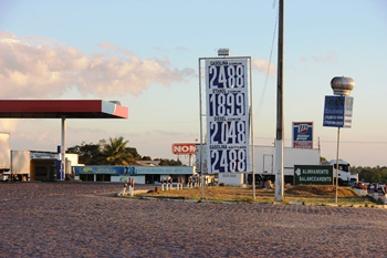 Preço da gasolina é inferior a R$ 2,50 na região de Feira de Santana