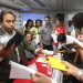 Professores estaduais recebem 30 mil tabletes do governo