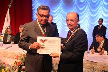 Targino Machado troca PSC por DEM