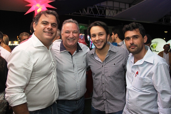 O secretário Jorginho (D) ao lado de Mário Jr, Carletto e o deputado federal Jonga Bacelar