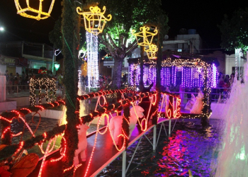 Show de luzes e cores levam alegria a população de Euclides da Cunha com a decoração natalina