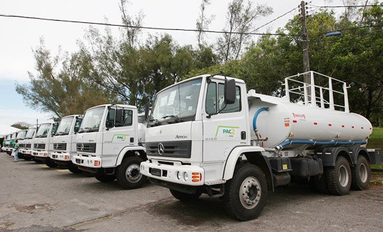 Municípios baianos recebem caminhões-pipa para combater efeitos da seca