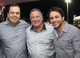 Saiba o que “rola” nos bastidores da política baiana