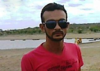 Homem morre e esposa fica ferida depois de colidir moto em carreta na BR 116 Norte