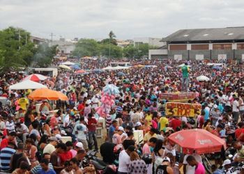 Festival de Prêmios reúne cerca de 20 mil pessoas em Conceição do Coité; apenas seis fizeram a festa