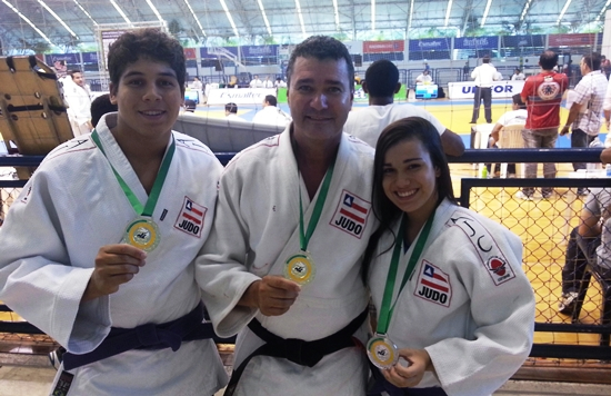 Judô coiteense fecha 2013 com chave e medalhas de ouro na Copa Internacional Cidade de Fortaleza