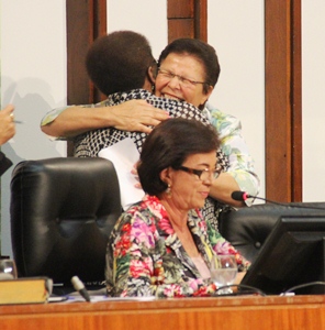 titulo a ministra.5