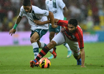 Wallace joga bem mais uma vez e ajuda o Fla vencer e garantir classificação para final da Copa do Brasil