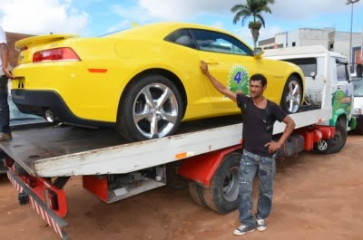 Carroceiro fatura um Camaro amarelo em Sorteio na cidade de Vitória da Conquista