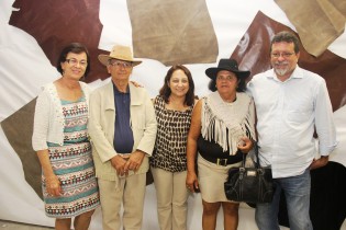 Deputado federal Afonso Florence também se fez presente na abertura da festa.