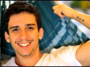 Henrique Amaral Roza, de 23 anos, desapareceu após mergulho em Itacoatiara Foto: Reprodução