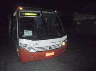 Ichu: quadrilha interceptam e roubam passageiros da Pleninha na BA 411 próximo ao Rio do Peixe