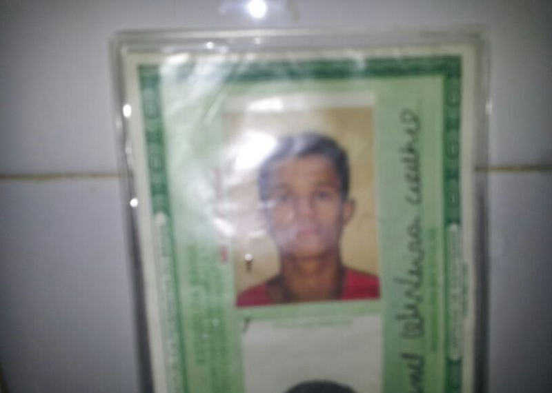 Homem confessa ter matado pai a pedradas