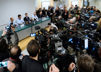 Com lesões no cérebro, Schumacher segue em coma: ‘Lutando pela vida’