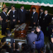 Corpo do cantor Reginaldo Rossi é sepultado em Recife