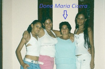 Mulher procura por irmãos que não tem contatos há 40 anos