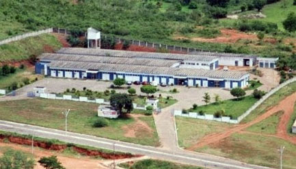 Mairi – Homem é encontrado baleado dentro de casa