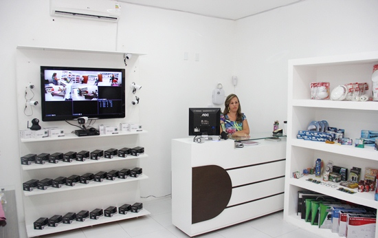 Mamede Sistema de Segurança em novo endereço; Dona Zinda Shopping