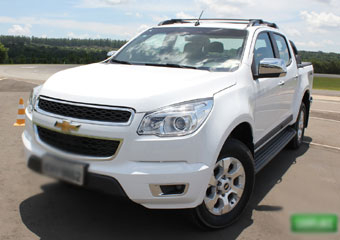 Bandidos tomam S10 de comerciante em Coité e levam como refém junto com esposa