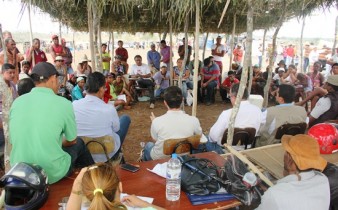 MST esteve reunido com o Juiz da Comarca, advogados e o proprietários da fazenda.