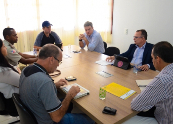 Coité – Autoridades se reúnem para discutir segurança e marca audiência com o secretário estadual do setor