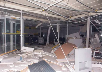 Usando dinamites quadrilha destrói Banco do Brasil de Serrolândia