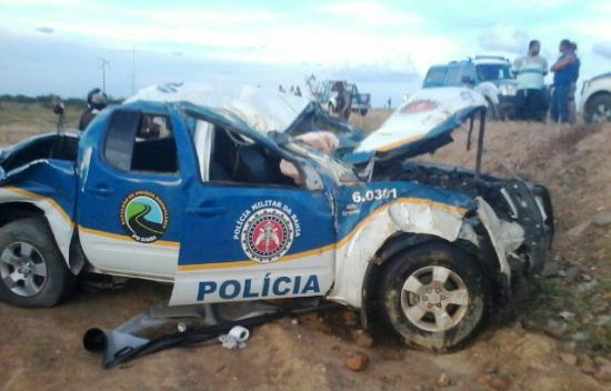 Viatura capota e mata policial rodoviário quando perseguia carro que furou blitz