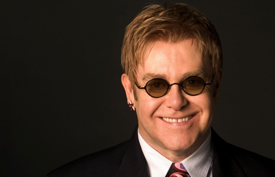 Veja o que pede Elton Jhon para seu camarim no show em Salvador