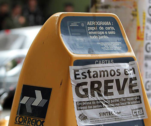 Termina a greve nos Correios