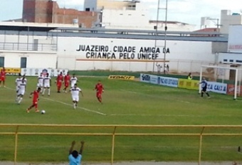 Jacuipense perde a primeira partida no Baianão 2014