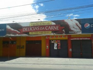 Empresário é baleado dentro de estabelecimento em Feira de Santana