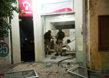 Pé de Serra – Chefe da Guarda Municipal é baleado e bandidos detonam caixas eletrônicos