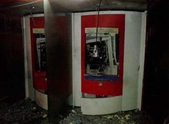 Assaltantes explodem caixa eletrônico do Bradesco