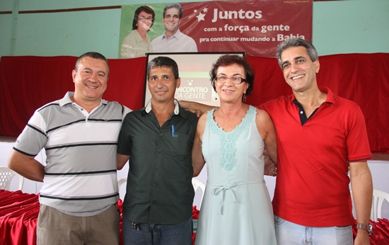 Pintadas: durante Encontro Neusa Cadore apresenta Robinson Almeida com pré-candidato a deputado federal