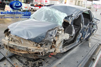 Motorista de Corsa morre em colisão com caminhão na BR 116/Norte