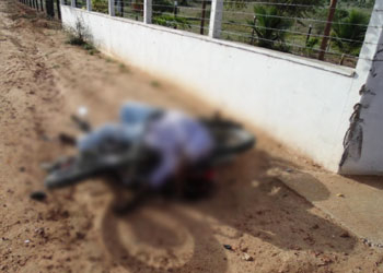 Motociclista morre depois de colidir com muro na cidade de Filadélfia