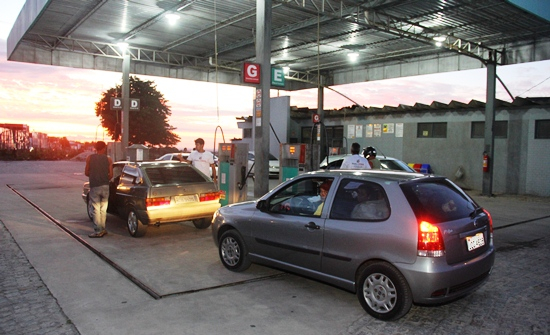 Reabertura de posto de combustível em Coité faz preço da gasolina cair em quase R$ 0,20 por litro