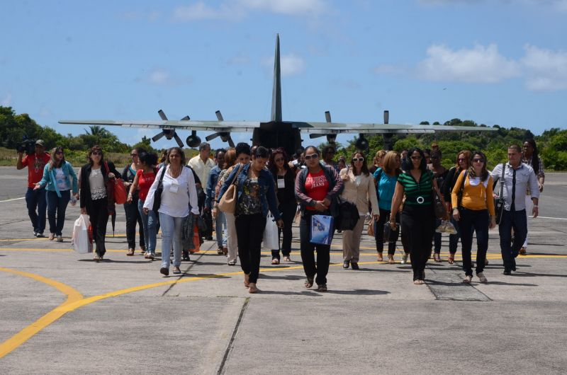 Mais Médicos: 230 cubanos irão atuar em 112 das 417 cidades da Bahia, quatro deles em Coité